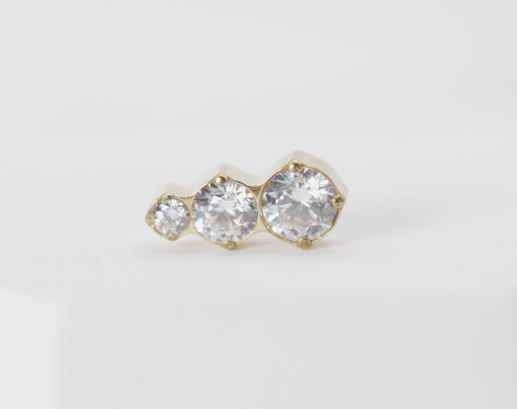 Labret Secuencia – Titanio Dorado