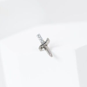 Labret Espada con Zirconias – Titanio
